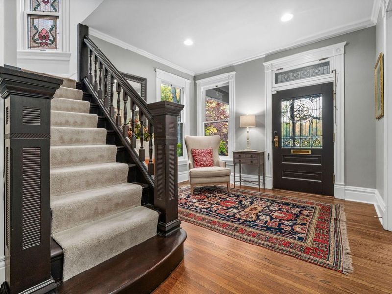 99 E Deshler Avenue, Columbus, OH 43206 Photo 14