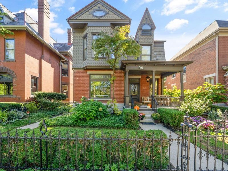 99 E Deshler Avenue, Columbus, OH 43206 Photo 2