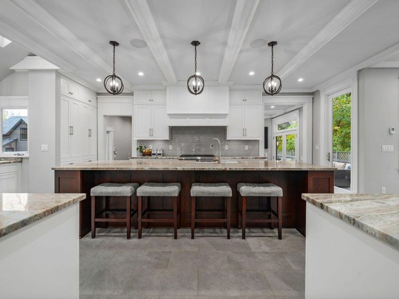 99 E Deshler Avenue, Columbus, OH 43206 Photo 23