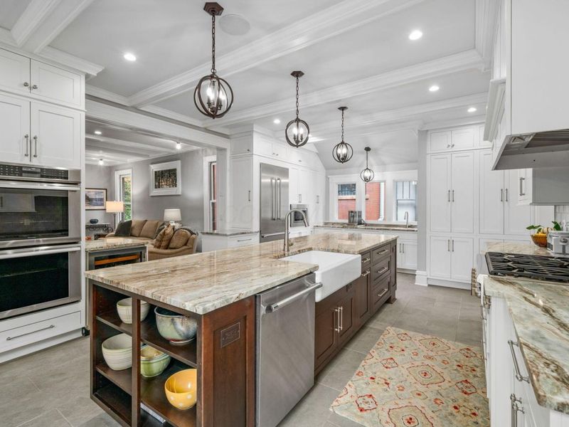 99 E Deshler Avenue, Columbus, OH 43206 Photo 27