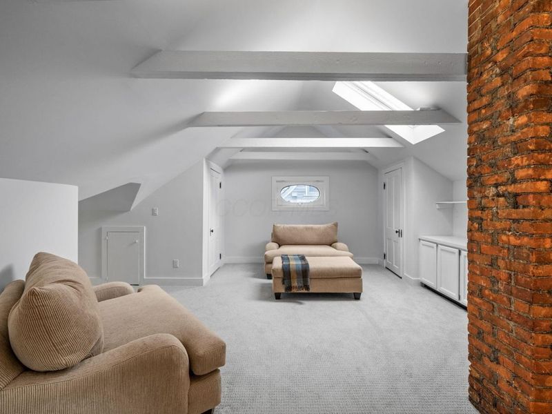 99 E Deshler Avenue, Columbus, OH 43206 Photo 69