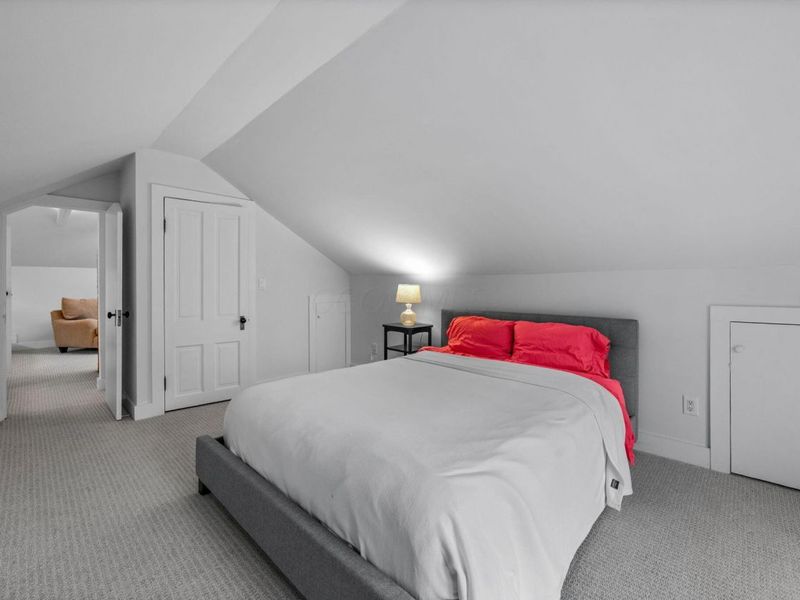 99 E Deshler Avenue, Columbus, OH 43206 Photo 73