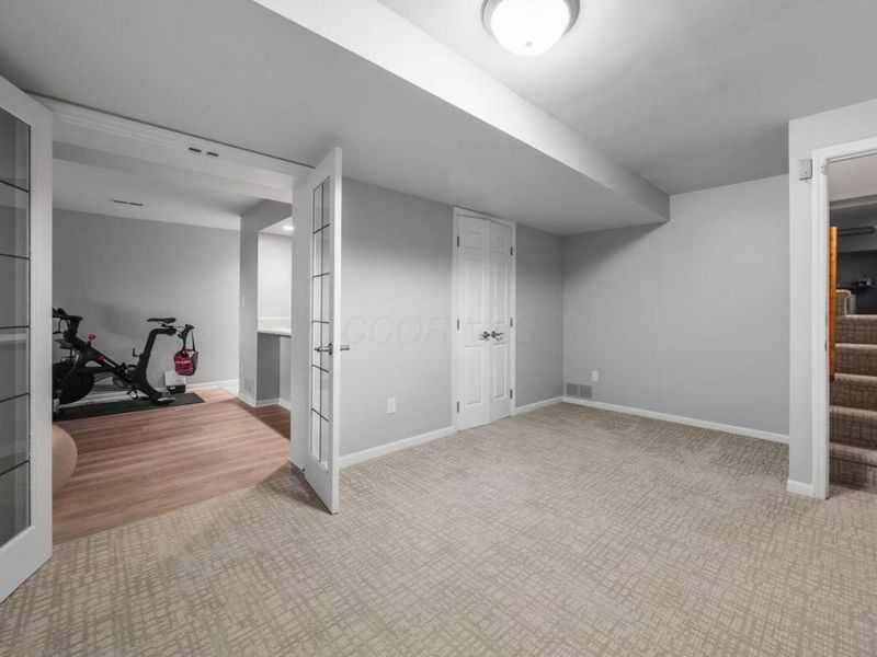 99 E Deshler Avenue, Columbus, OH 43206 Photo 75