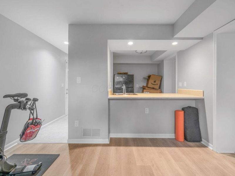 99 E Deshler Avenue, Columbus, OH 43206 Photo 79