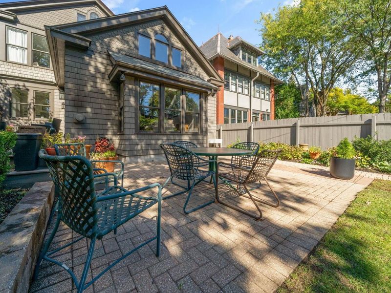 99 E Deshler Avenue, Columbus, OH 43206 Photo 98