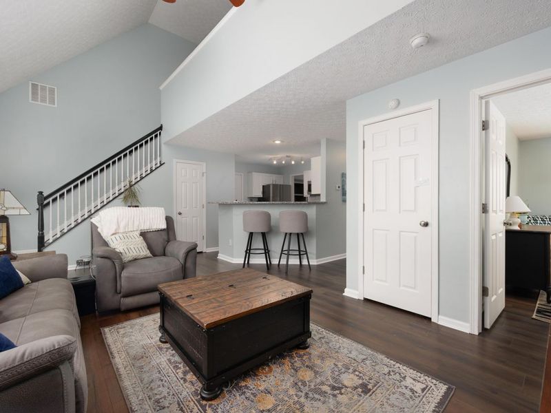 8536 Lazelle Village Drive , Lewis Center, OH 43035 Photo 14