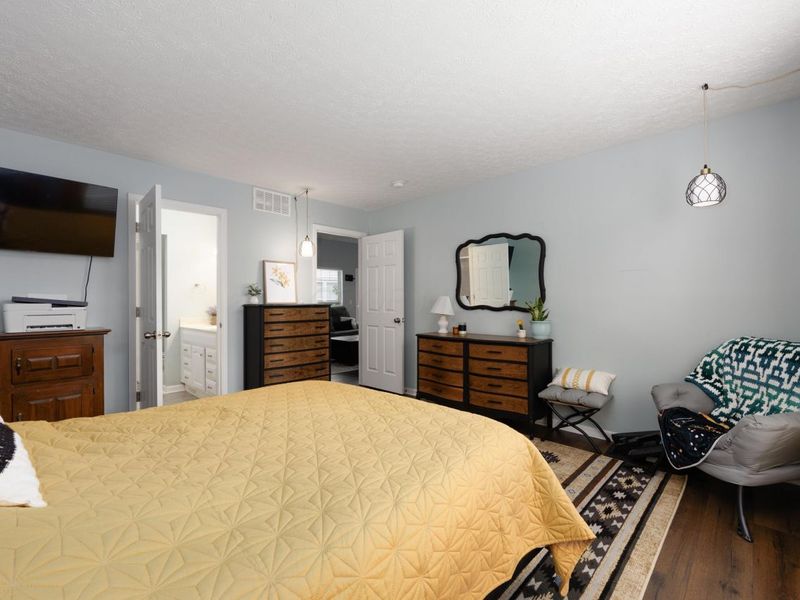 8536 Lazelle Village Drive , Lewis Center, OH 43035 Photo 16