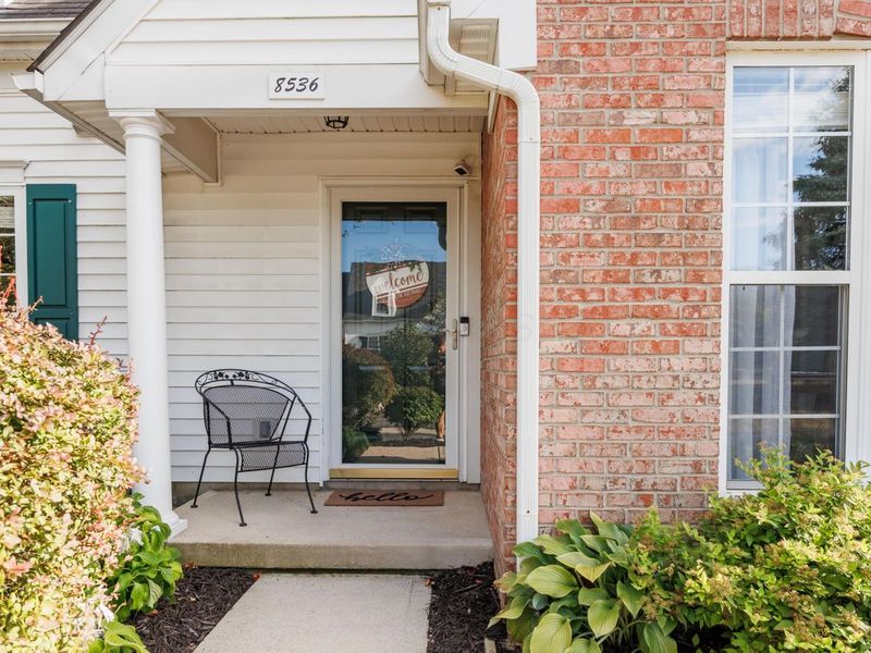 8536 Lazelle Village Drive , Lewis Center, OH 43035 Photo 2