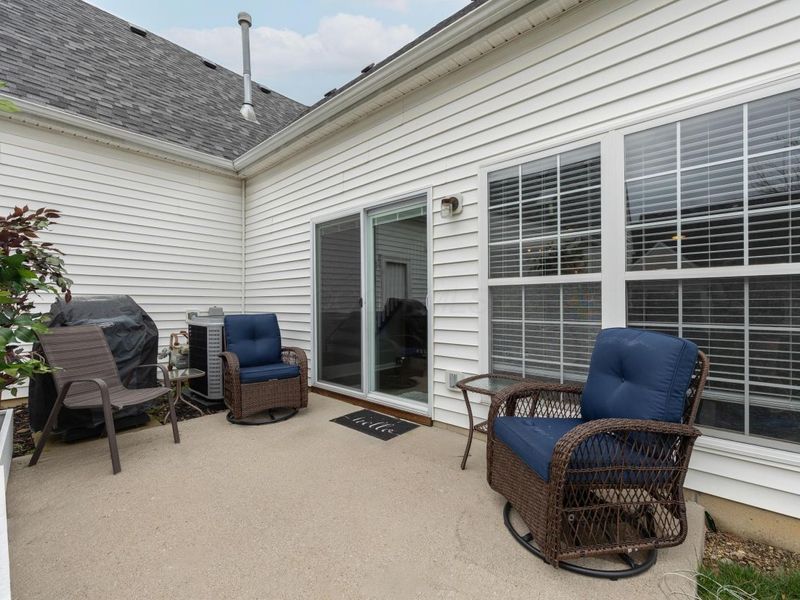 8536 Lazelle Village Drive , Lewis Center, OH 43035 Photo 29