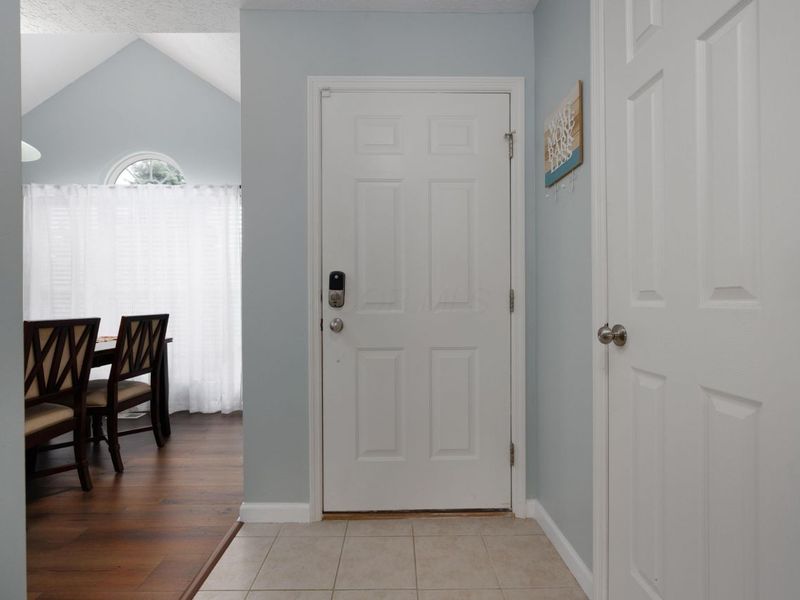 8536 Lazelle Village Drive , Lewis Center, OH 43035 Photo 7