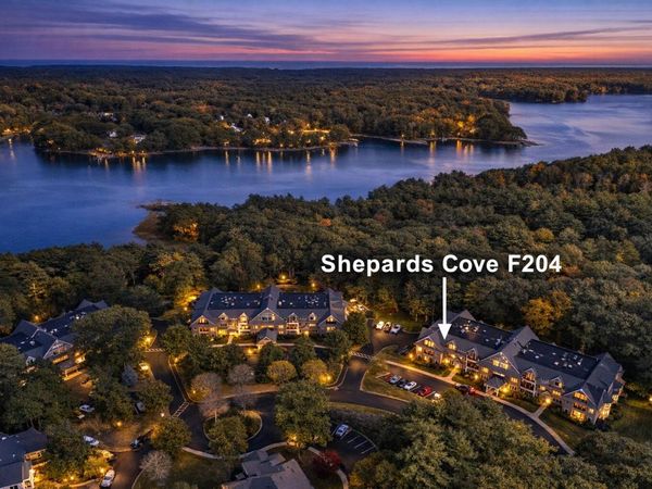 100 Shepards Cove Road, Unit F204, Kittery, ME 03904