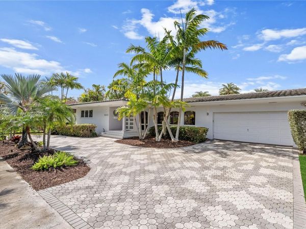 13000 Arch Creek Ter, North Miami, FL 33181