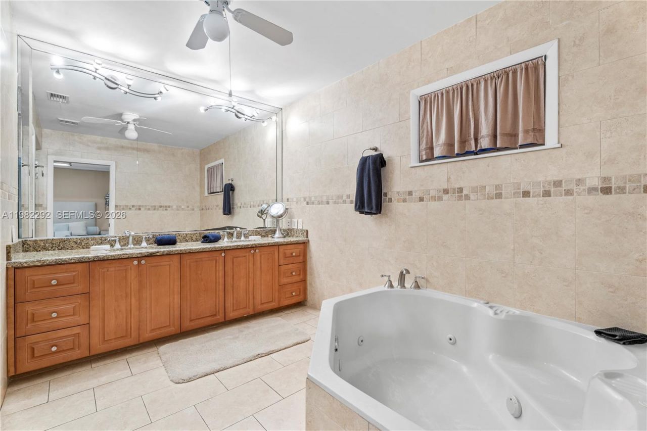 13000 Arch Creek Ter, North Miami, FL 33181 Photo