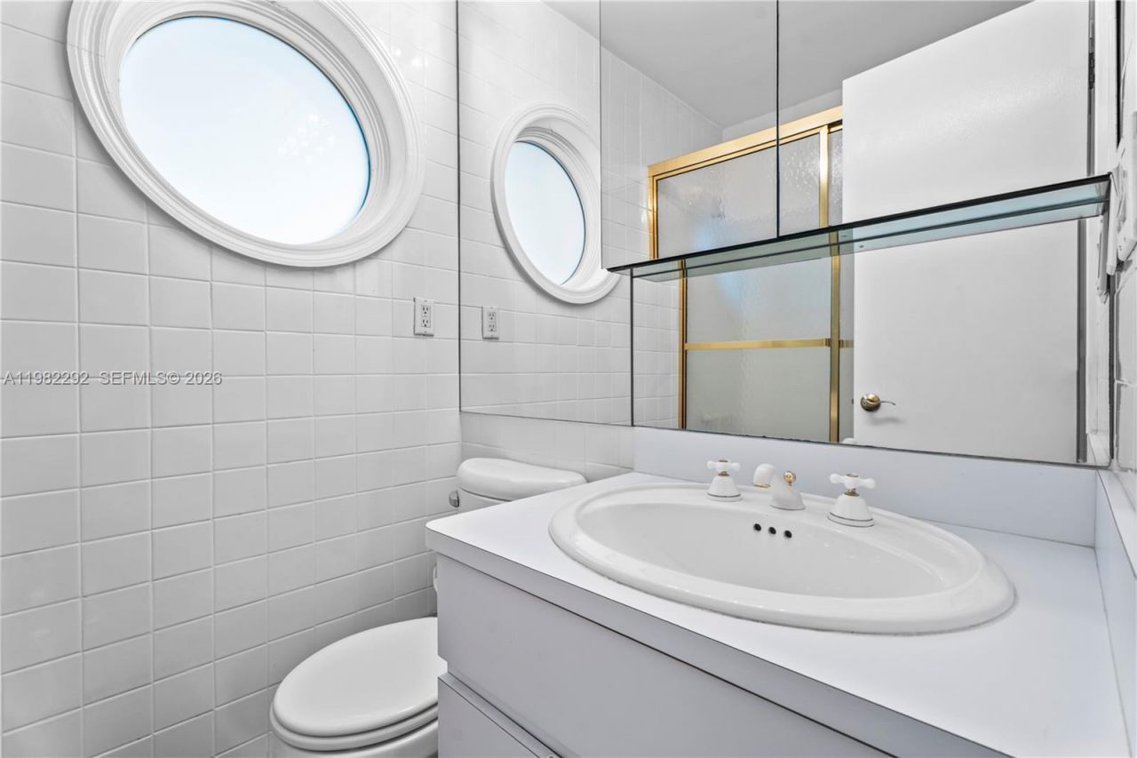 13000 Arch Creek Ter, North Miami, FL 33181 Photo