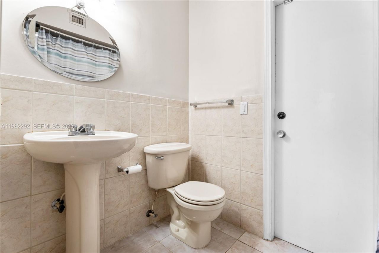 13000 Arch Creek Ter, North Miami, FL 33181 Photo