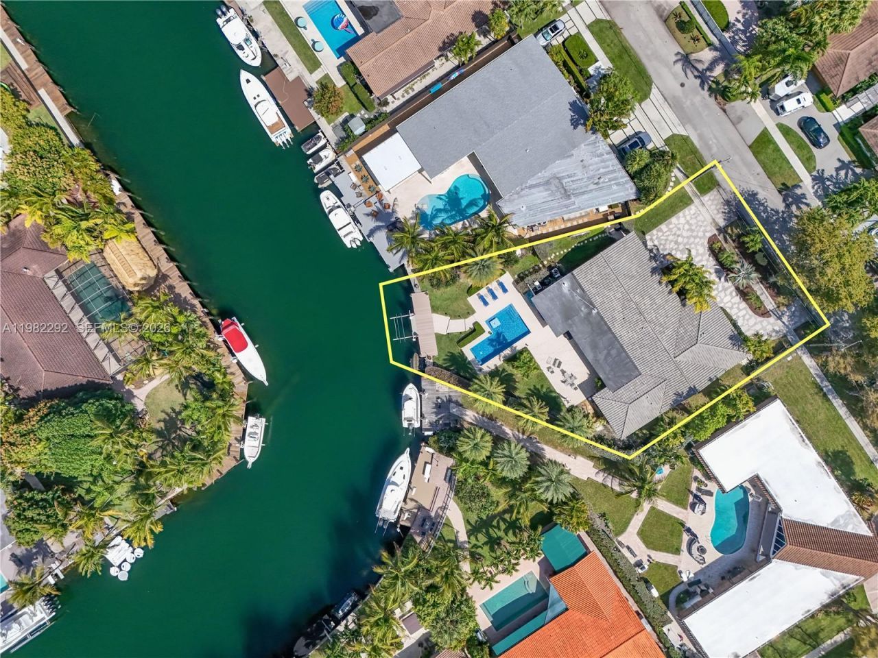 13000 Arch Creek Ter, North Miami, FL 33181 Photo