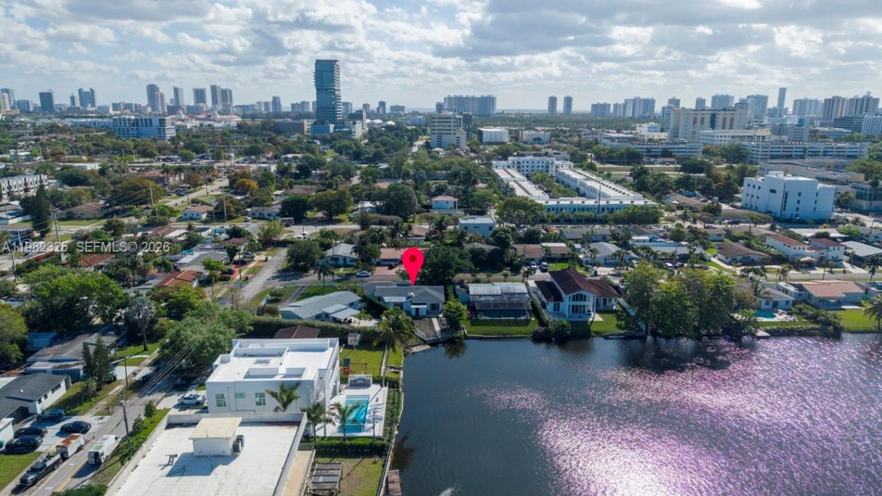 21330 NE 25th Ct, Miami, FL 33180 Photo