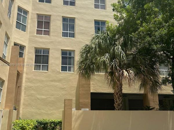 7400 W 20th Ave , Unit 425, Hialeah, FL 33016