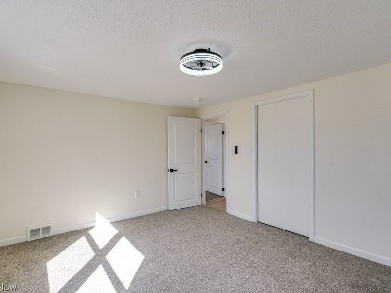 4455 W 56th Street, Cleveland, OH 44144 Photo 25