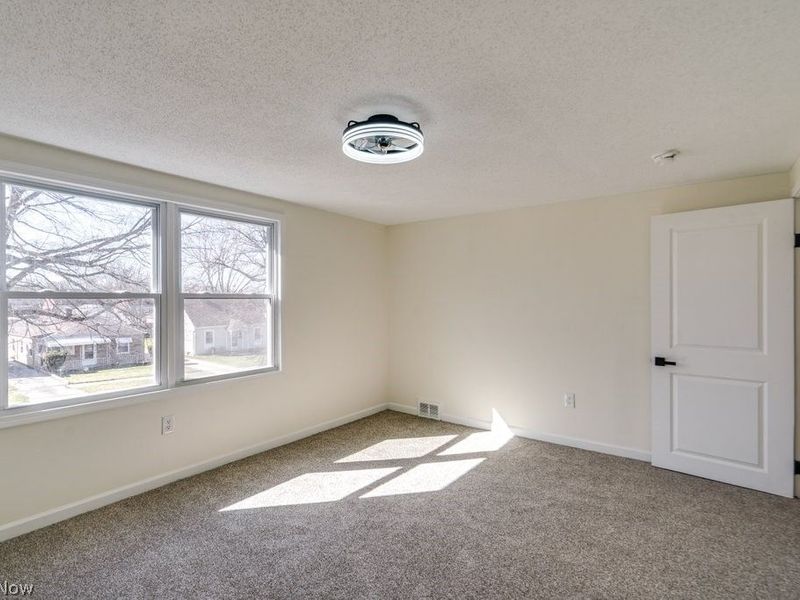 4455 W 56th Street, Cleveland, OH 44144 Photo 26