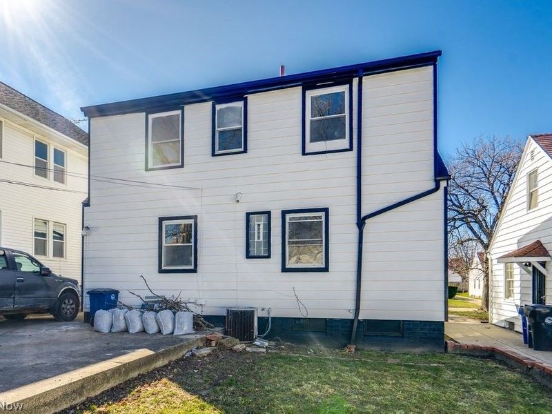 4455 W 56th Street, Cleveland, OH 44144 Photo 4