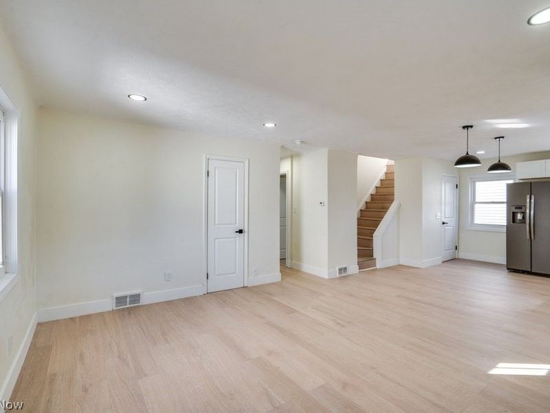 4455 W 56th Street, Cleveland, OH 44144 Photo 7