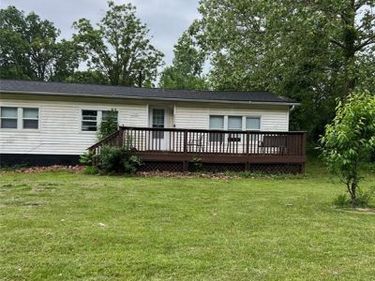 35945 Herman Street, Romulus, MI 48174