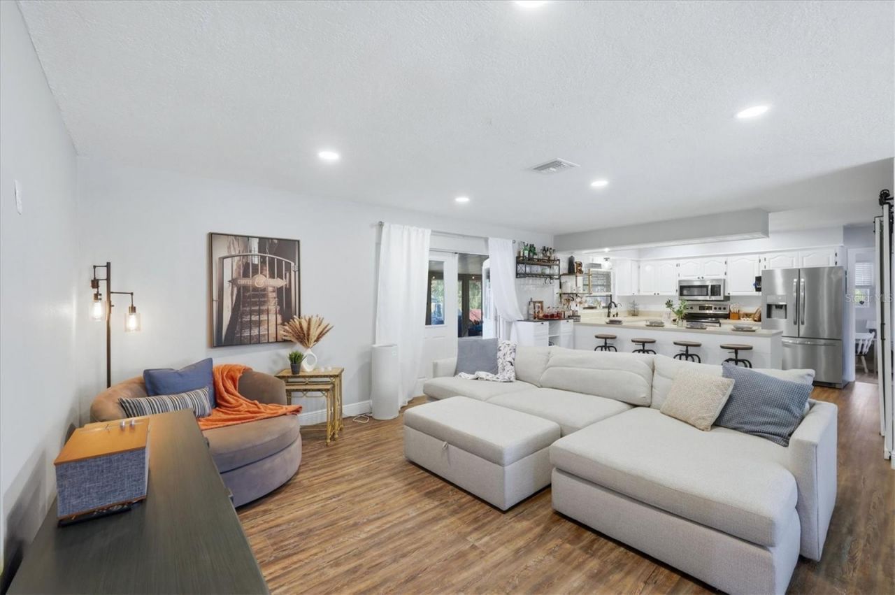 9811 28th Avenue E, Palmetto, FL 34221 Photo