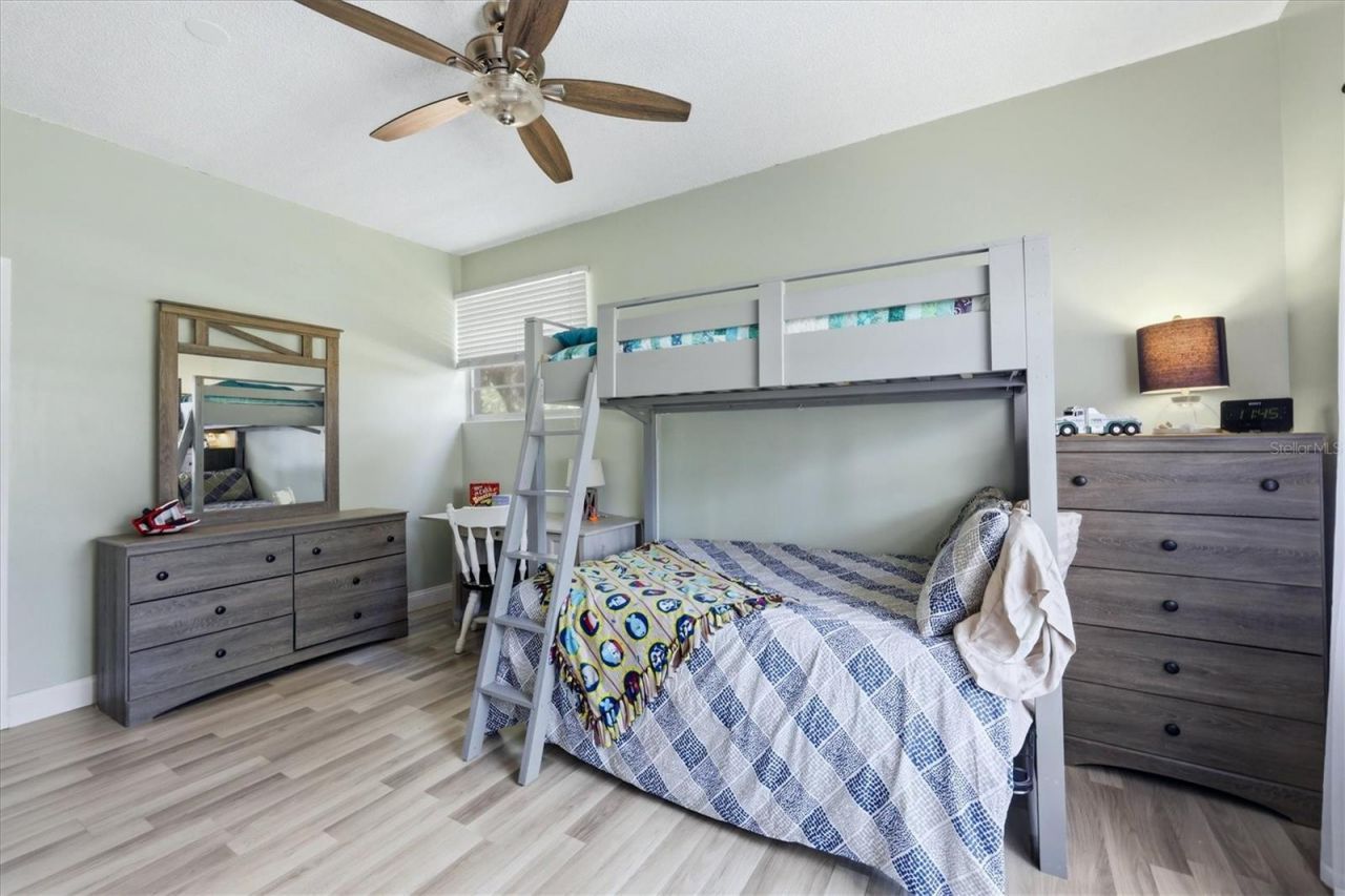 9811 28th Avenue E, Palmetto, FL 34221 Photo