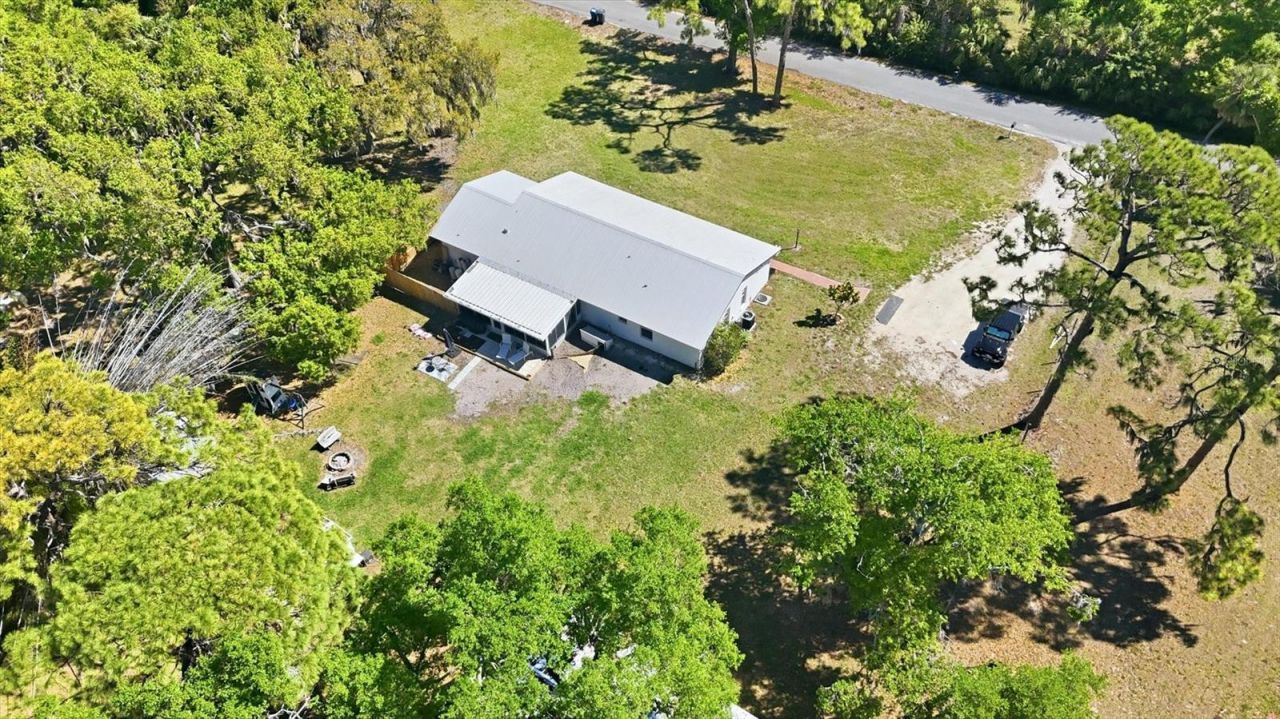 9811 28th Avenue E, Palmetto, FL 34221 Photo