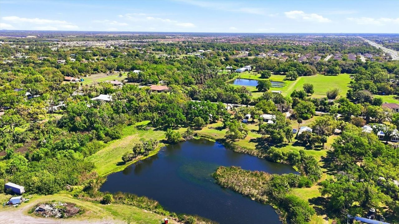 9811 28th Avenue E, Palmetto, FL 34221 Photo