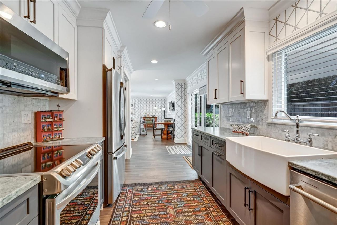 4160 39th Street S, Saint Petersburg, FL 33711 Photo