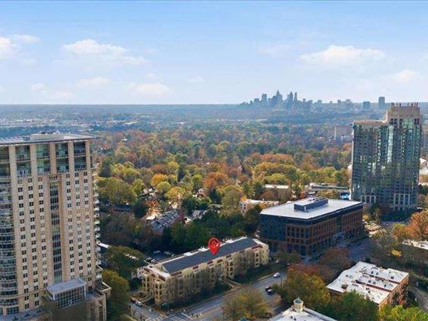 2855 Peachtree Road NE, Unit 124, Atlanta, GA 30305