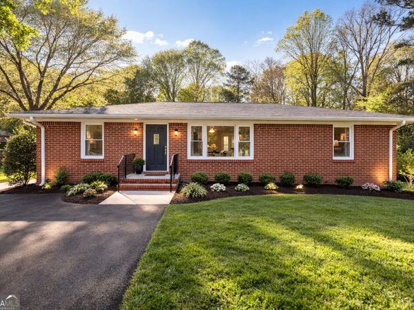 73 Cade Street, Hartwell, GA 30643