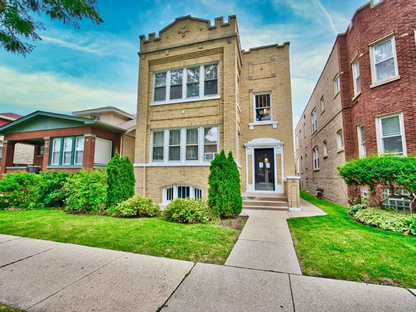 6609 N Artesian Avenue , Chicago, IL 60645