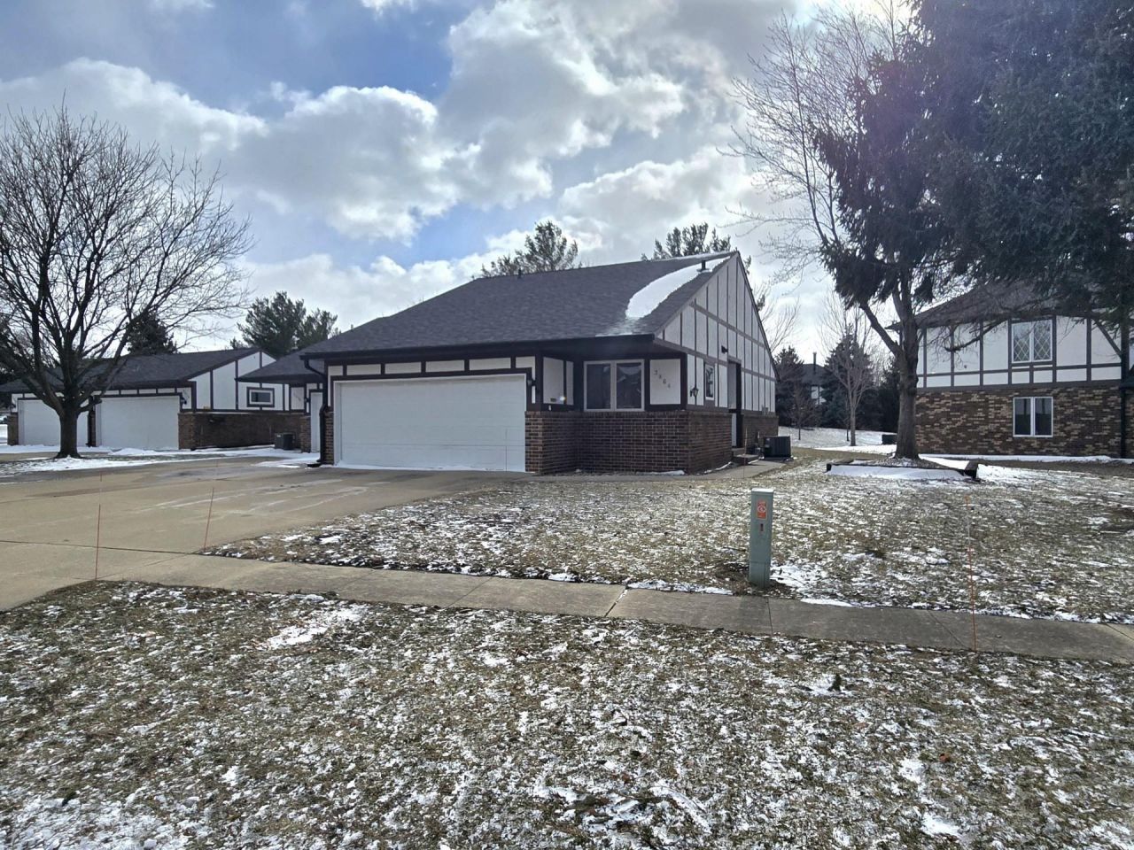 3464 Kingswood Place, Waterloo, IA 50701 Main Photo