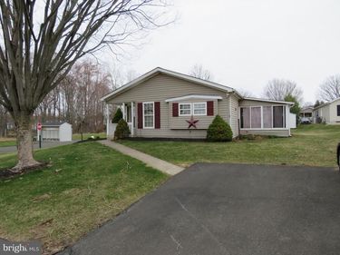 143 RAVEN COURT, NEW HOPE, PA 18938