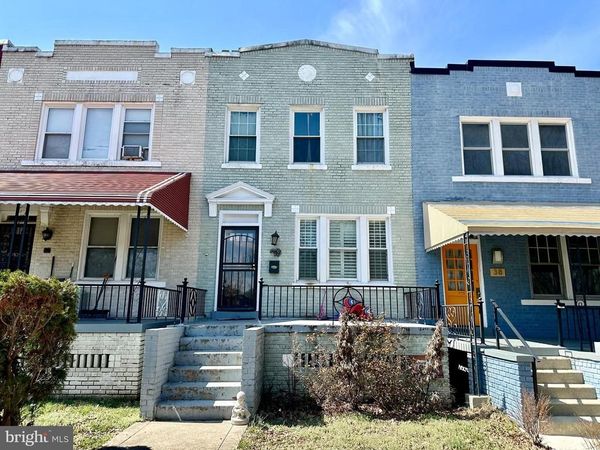 39 SHERMAN CIRCLE NW , WASHINGTON, DC 20011