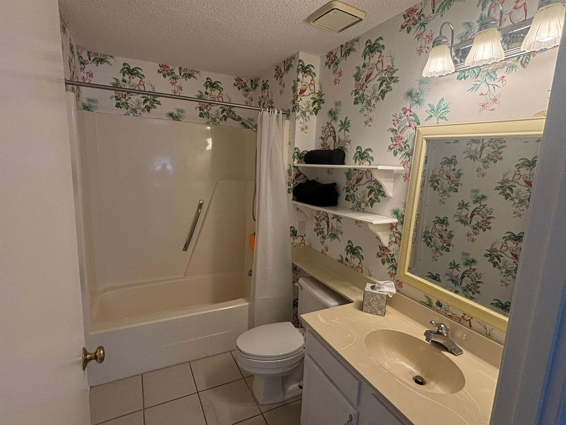 5001 Little River Rd. Photo 10