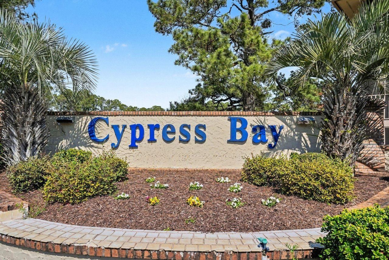 4242 Pinehurst Circle Photo 33