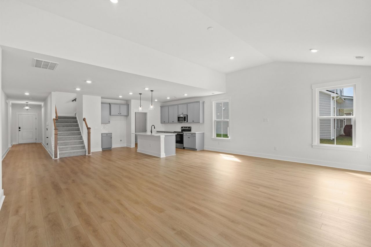 239 Letha Dr Photo 11