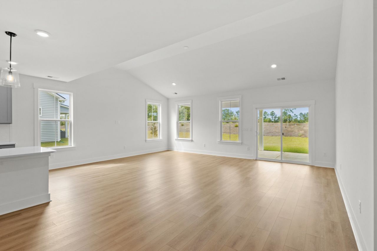 239 Letha Dr Photo 12