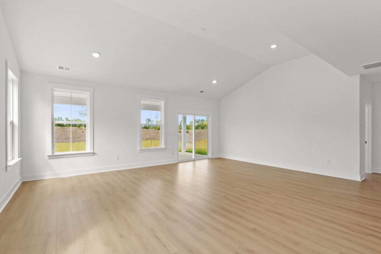 239 Letha Dr Photo 14