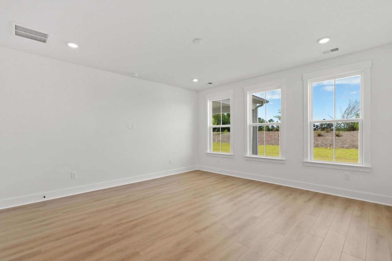 239 Letha Dr Photo 16