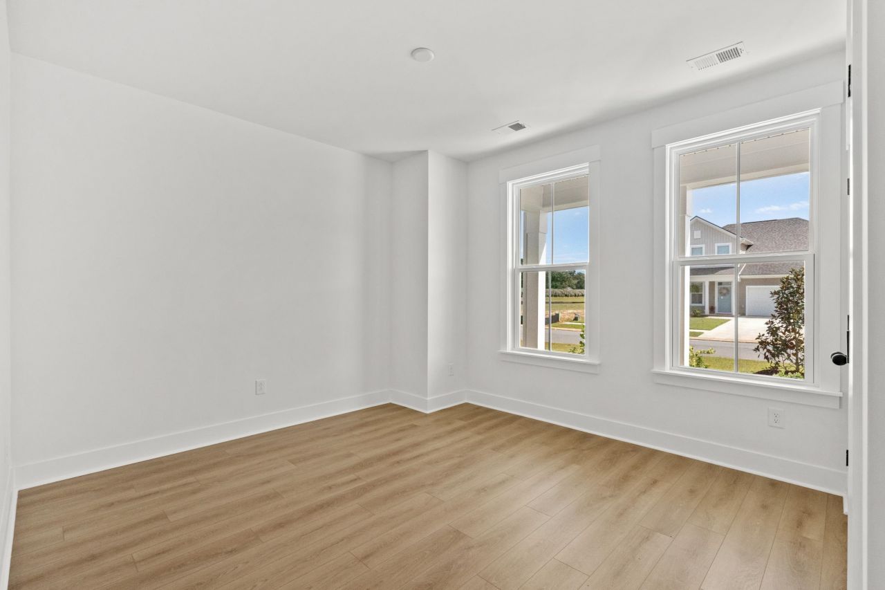 239 Letha Dr Photo 19