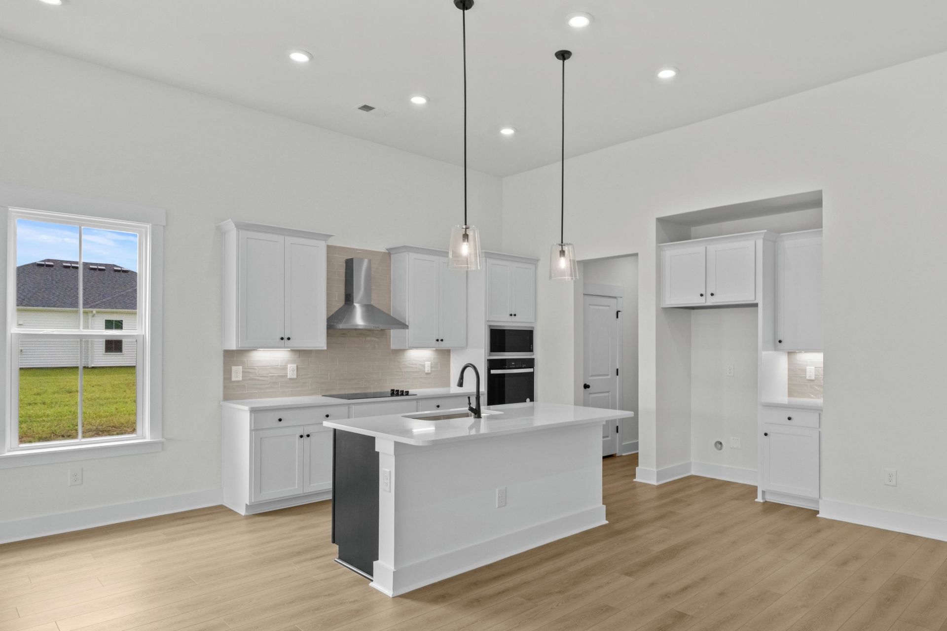 239 Letha Dr Photo 8