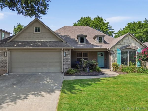 1808 E Jacksonville Street, Broken Arrow, OK 74012
