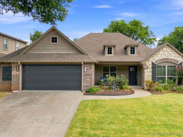1808 E Jacksonville Street, Broken Arrow, OK 74012