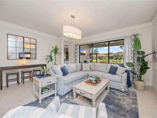 13441 Coronado DR, NAPLES, FL 34109