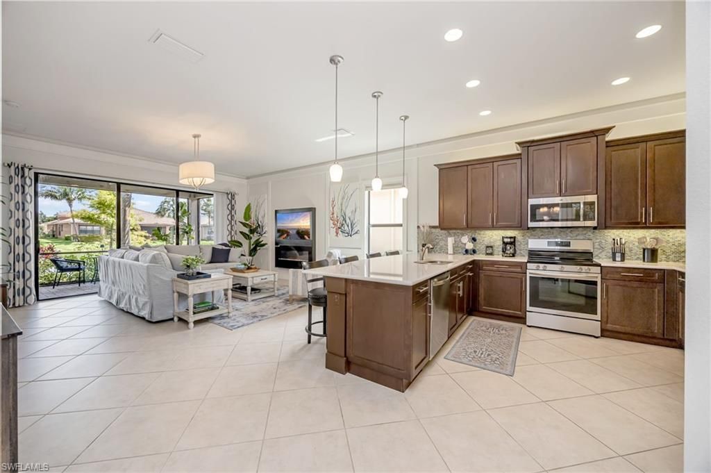 13441 Coronado Dr, Naples, FL 34109 Photo